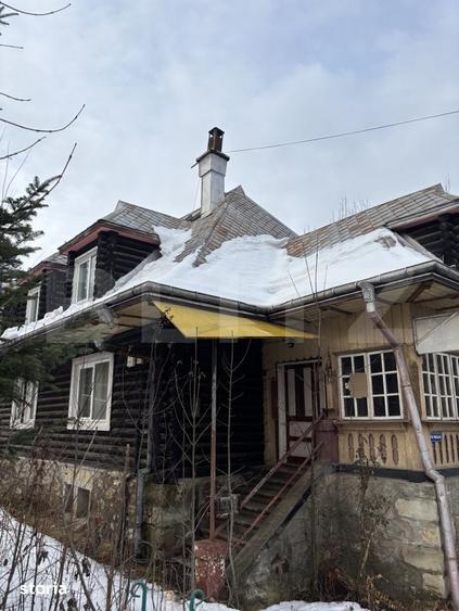 Casă cu 6 camere cu Teren 709 Mp în Central