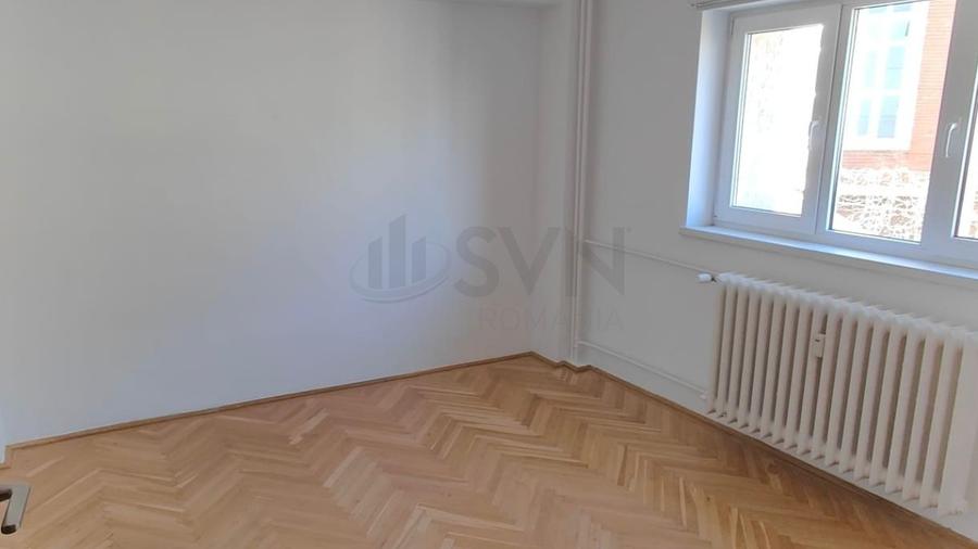 Apartament cu 3 camere decomandat în Dorobanți