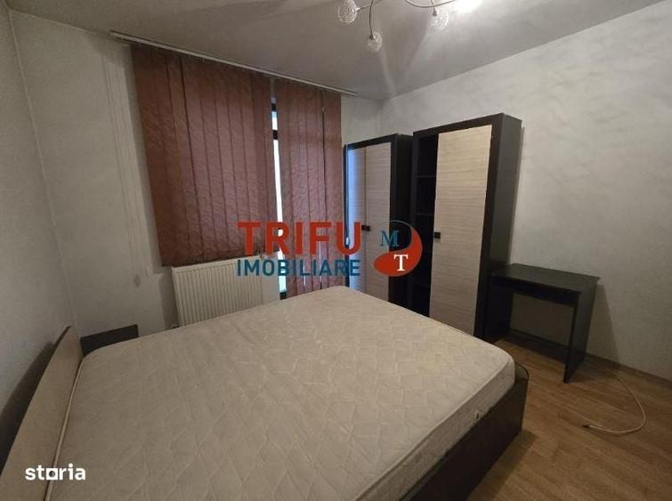 Apartament cu 3 camere decomandat în Cetate — fotografia 1