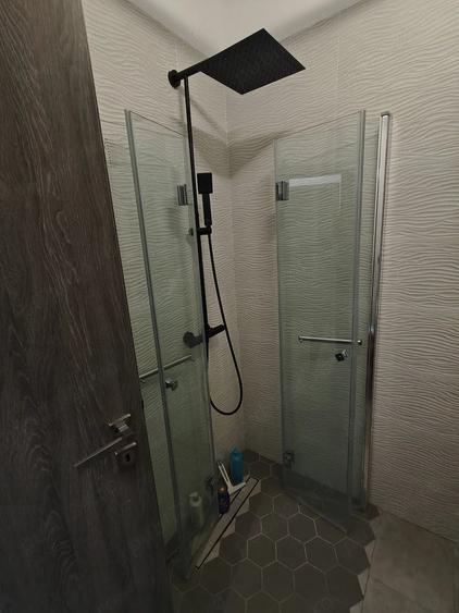 Apartament cu 3 camere decomandat în Crângași