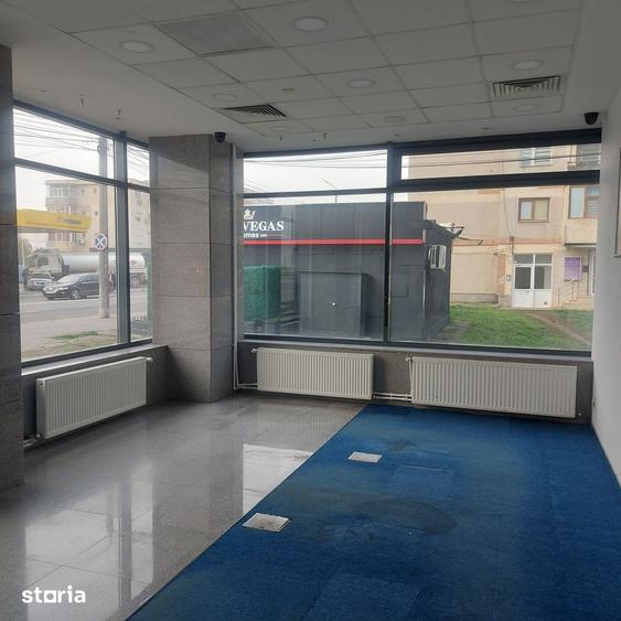 Spațiu comercial, de 140 mp, în Ultracentral
