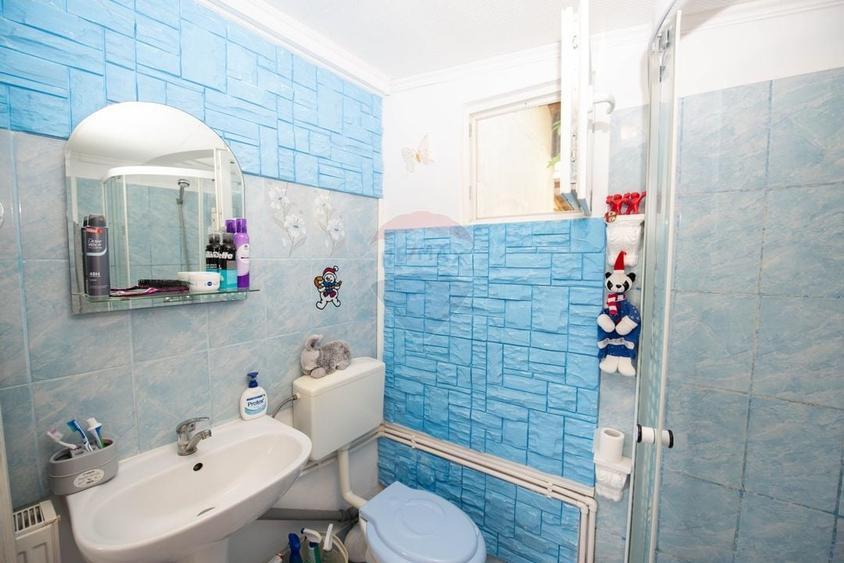 Casă individuală cu 3 camere cu Teren 611 Mp în Adunații-Copăceni