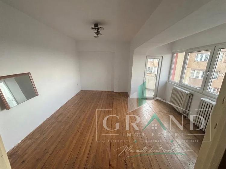 Apartament cu 2 camere decomandat în Mărăști