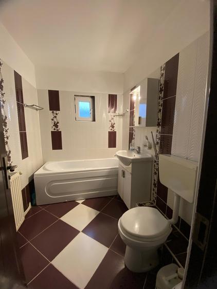 Apartament cu 2 camere decomandat în Bistrița Lac