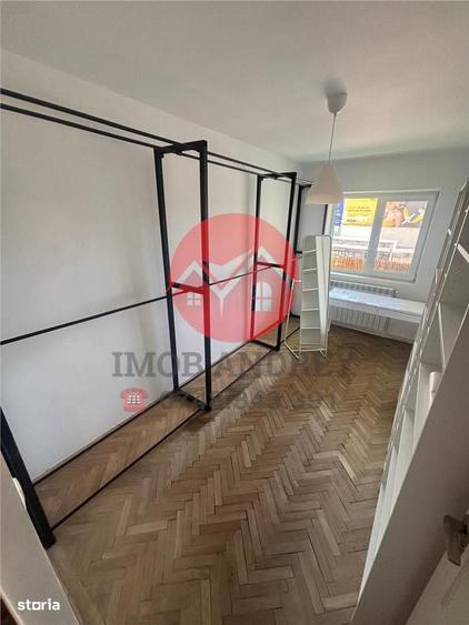 Apartament cu 3 camere decomandat în Ultracentral