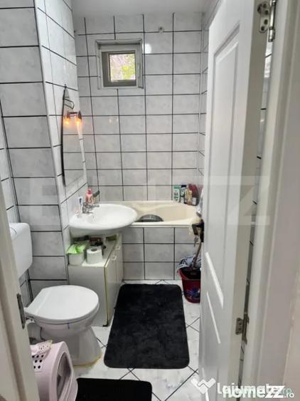 Apartament cu 2 camere semidecomandat în Calea Moldovei