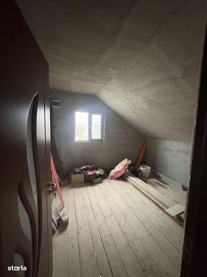 Casă cu 4 camere în Cetățeni