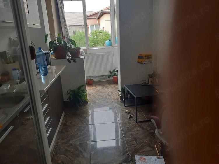 Se vinde ap cu 2 camere pret 80.000 euro - 2