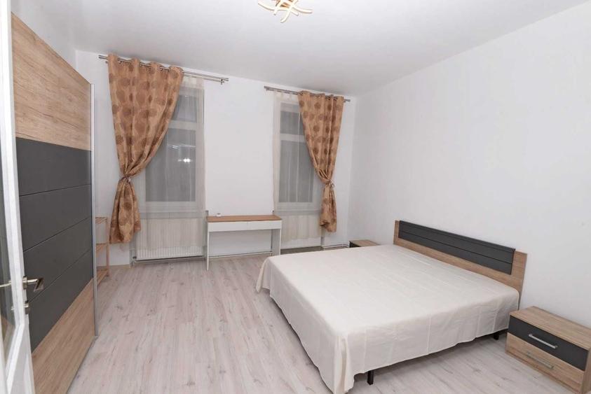 Apartament decomandat în Drumul Carului