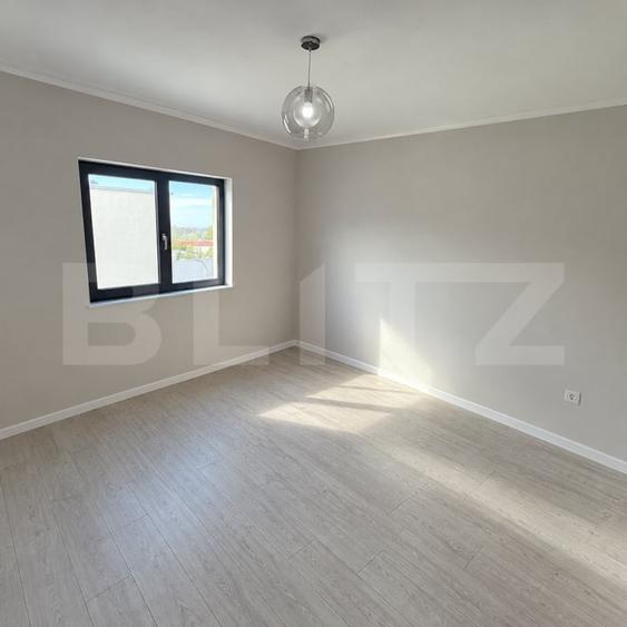 Casă individuală cu 3 camere cu Teren 220 Mp în Sud-Est