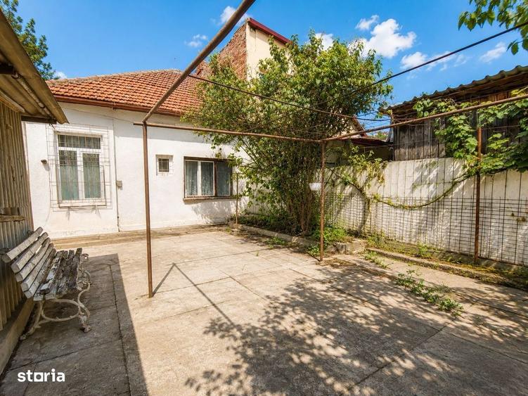 Casă cu 3 camere în Grigorescu