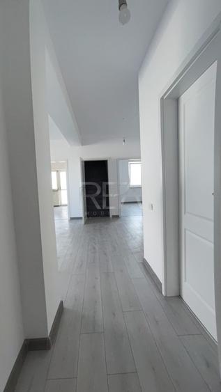 Casă individuală cu 4 camere cu Teren 420 Mp în Domnești