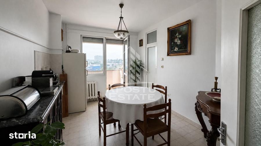 Apartament cu 3 camere în Circumvalațiunii