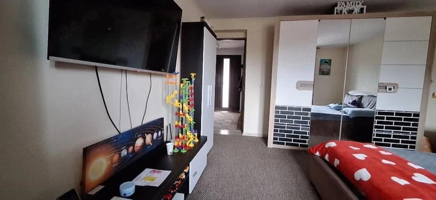 Casă cu Teren 1300 Mp în Central
