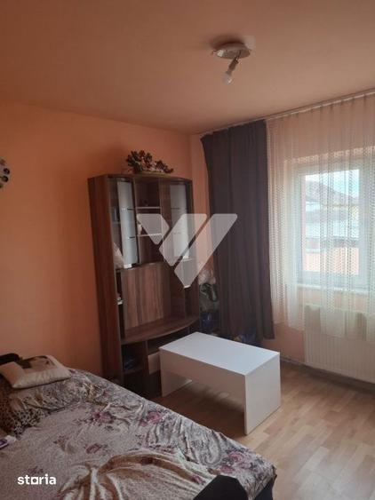 Apartament cu 3 camere decomandat, mobilat în Central