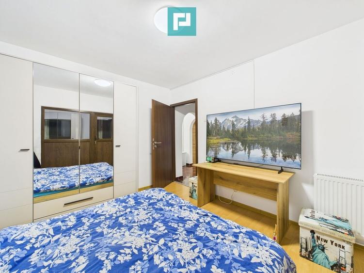 Apartament cu 3 camere decomandat, mobilat în Girocului