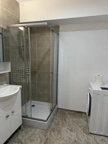 Apartament cu 3 camere decomandat, mobilat în 1 Mai