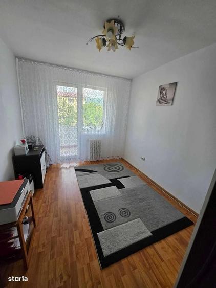 Apartament cu 4 camere în Central
