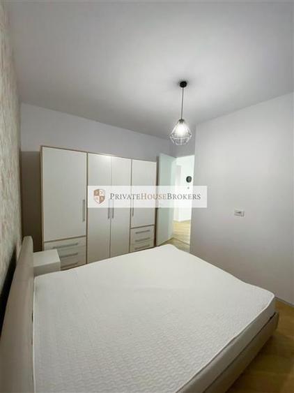 Apartament cu 2 camere semidecomandat, mobilat în Pipera