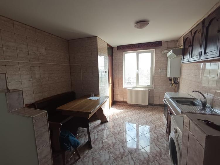 Apartament cu 2 camere decomandat, mobilat în Astra