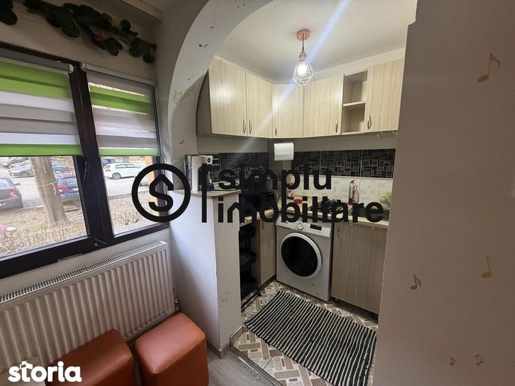Garsonieră decomandată în Rovine