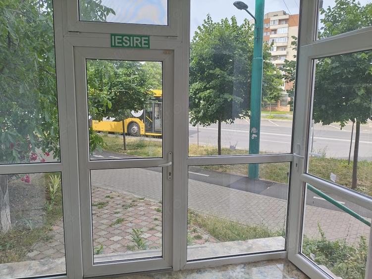 Apartament cu 2 camere decomandat în Soarelui