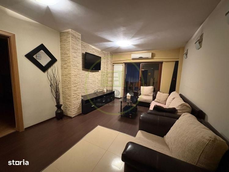 Apartament cu 4 camere decomandat, mobilat în Calea Severinului