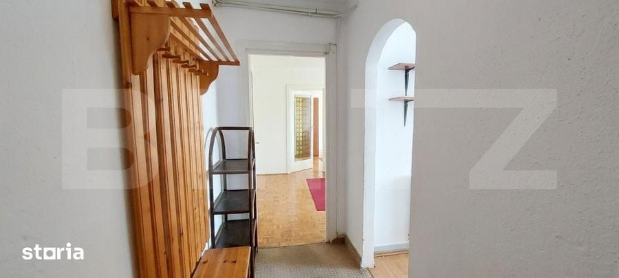 Apartament cu 2 camere semidecomandat în Central