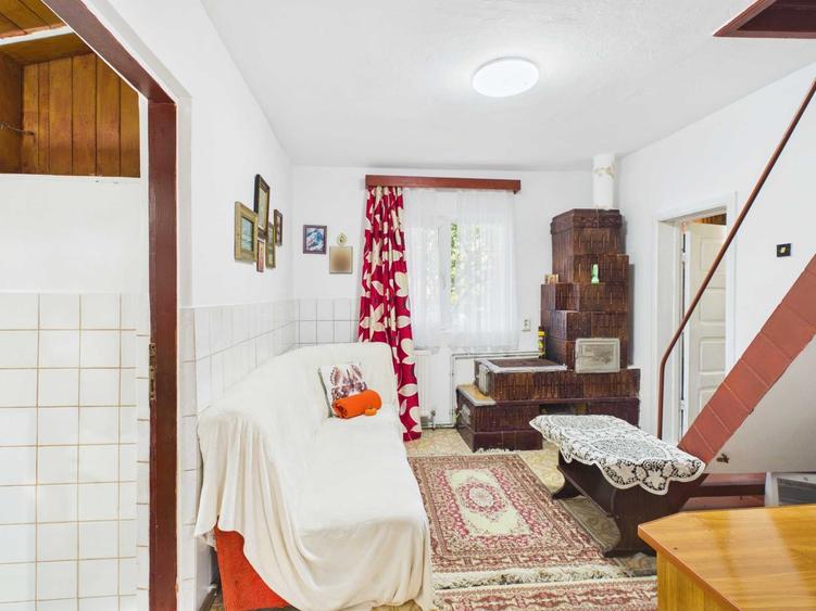 Casă individuală cu 2 camere cu Teren 1270 Mp în Cozieni