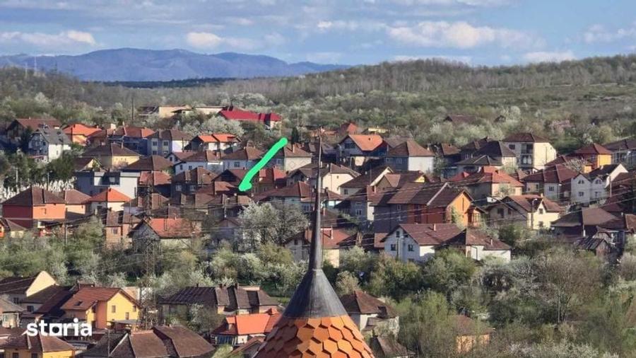 Casă cu 4 camere cu Teren 100 Mp în Central