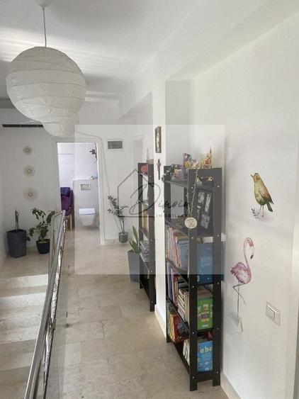 Casă individuală cu 4 camere cu Canalizare în Tunari