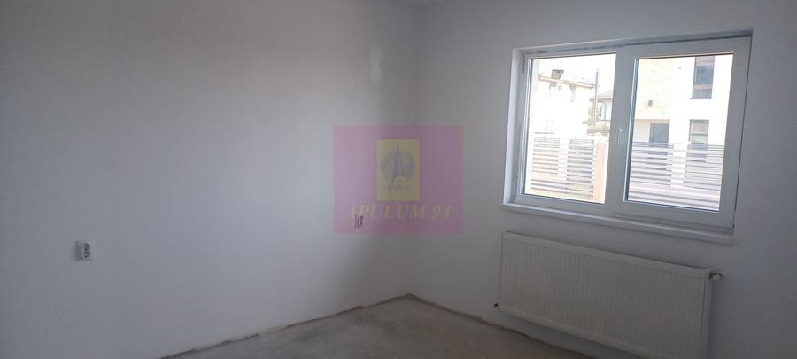 Casă individuală cu 3 camere cu Teren 400 Mp în Săbăreni