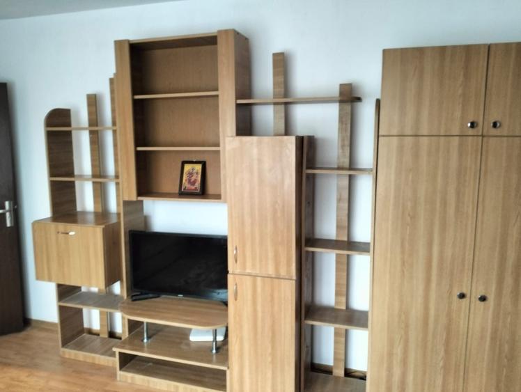 Apartament cu 2 camere semidecomandat în Popoveni