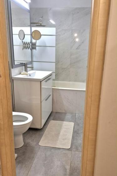 Apartament cu 2 camere decomandat, mobilat în George Enescu