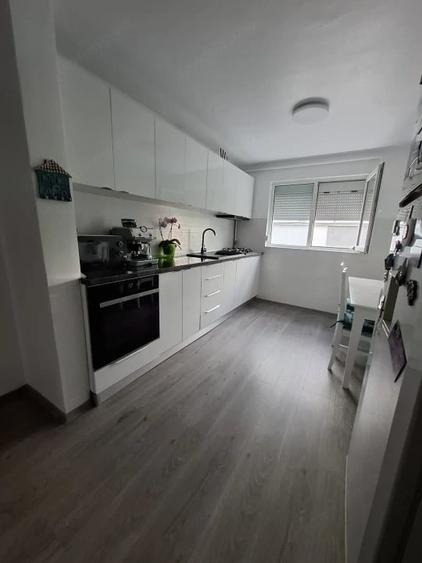 Apartament cu 2 camere semidecomandat în Vest