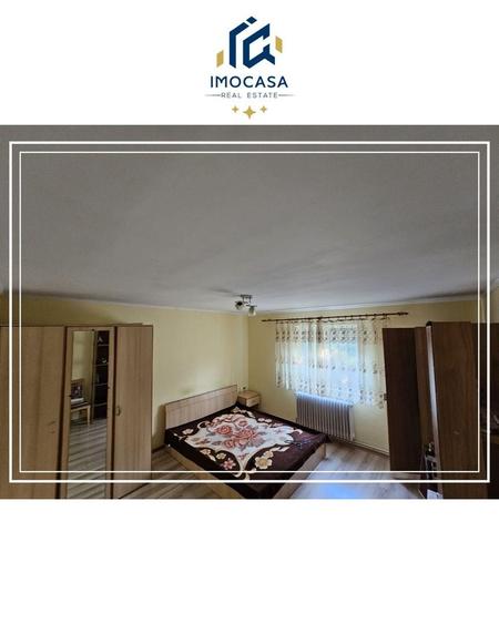 Casă individuală cu 4 camere cu Canalizare în Mocrea