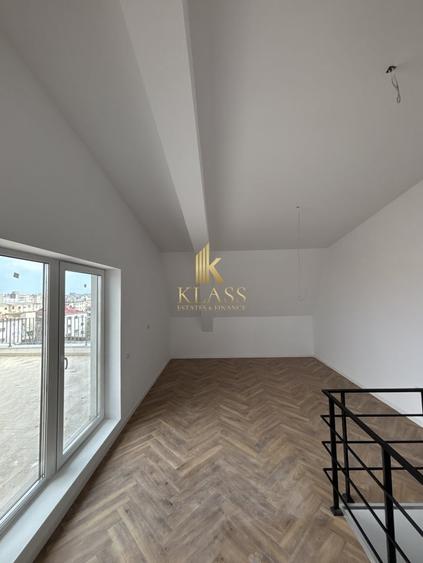 Apartament cu 3 camere semidecomandat în Dacia