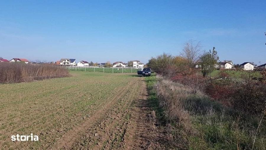 Teren de 990 mp, în Central