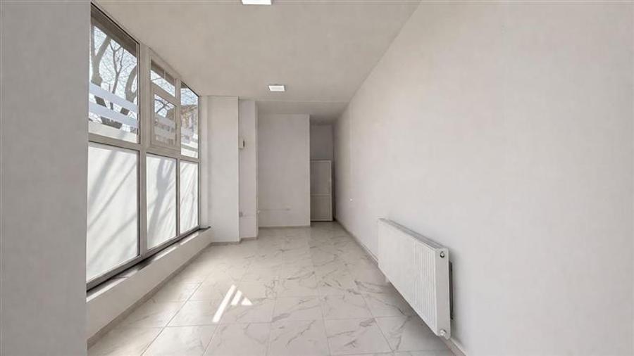Spațiu comercial, de 121 mp, în Ultracentral