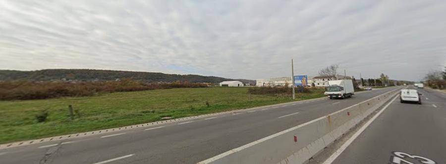 Teren Construcții intravilan de 12800 mp, în Mărăcineni