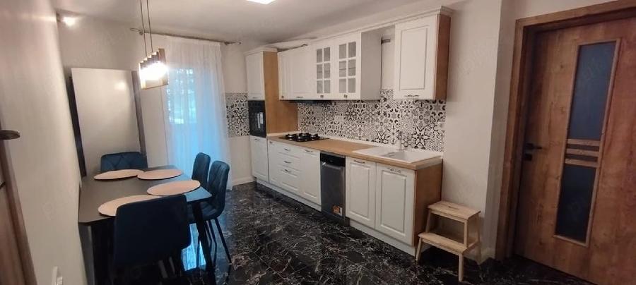 Inchiriez apartament cu 2 camere in Mana?tur - 1