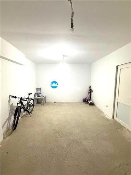 Casă individuală cu 5 camere cu Canalizare în Valea Adâncă