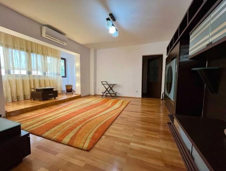 Apartament cu 3 camere semidecomandat în Iancului — fotografia 1