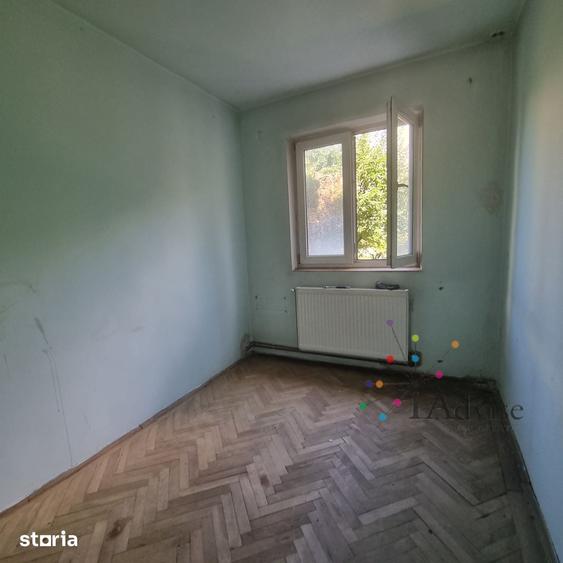 Apartament cu 2 camere semidecomandat în Florilor