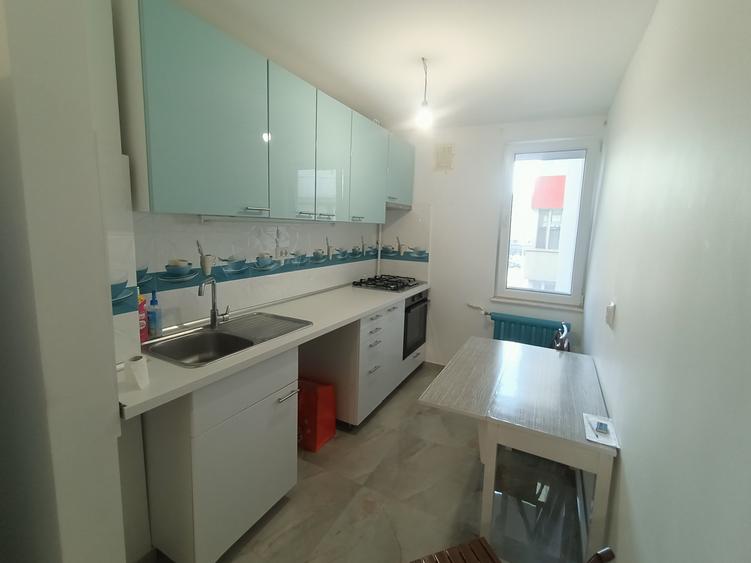Apartament cu 2 camere semidecomandat în Chibrit