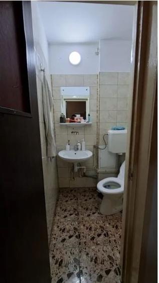 Apartament cu 3 camere decomandat în Sebastian