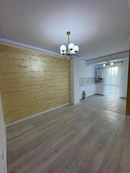 Apartament cu 2 camere semidecomandat în Florești