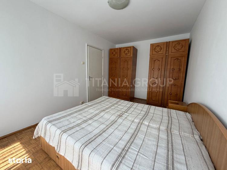 Apartament cu 3 camere semidecomandat în Astra