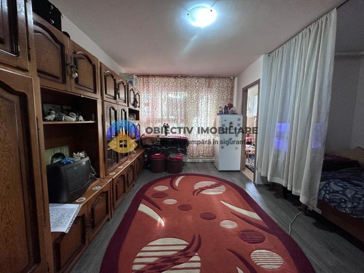 Garsonieră semidecomandată, mobilată în Dărmănești