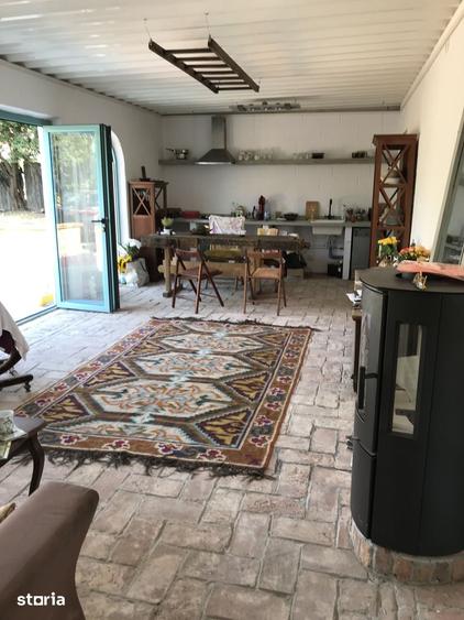 Casă cu 3 camere cu Teren 2250 Mp în Vasilați